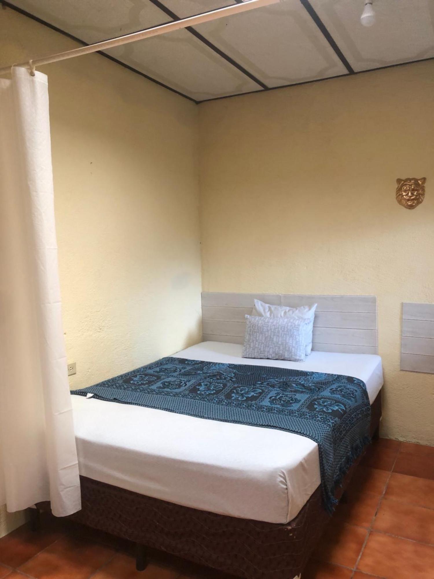 危地马拉安地瓜 Hospedaje Basico El Jaguar酒店 外观 照片